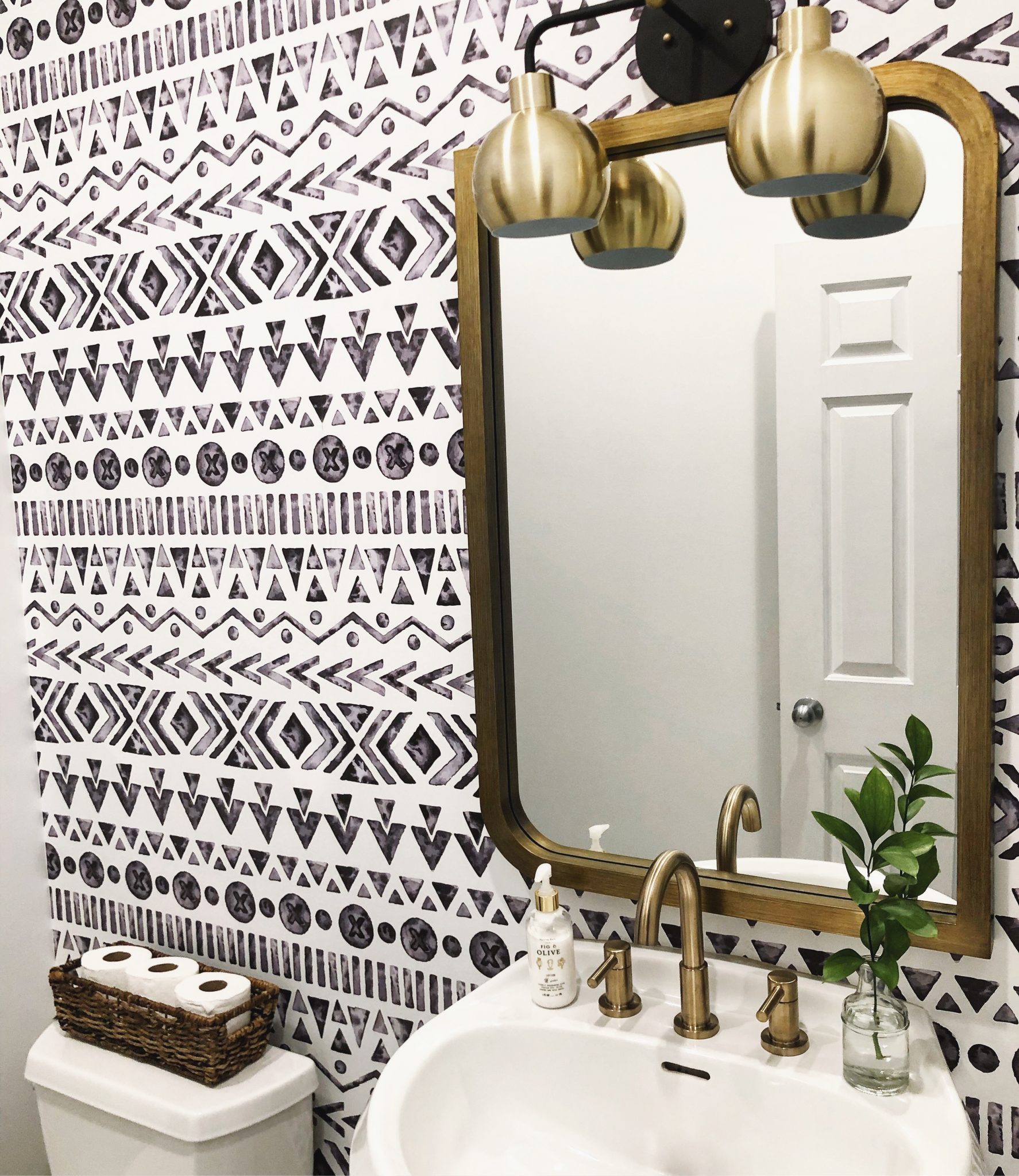 Remodeling a Powder Room on a Budget